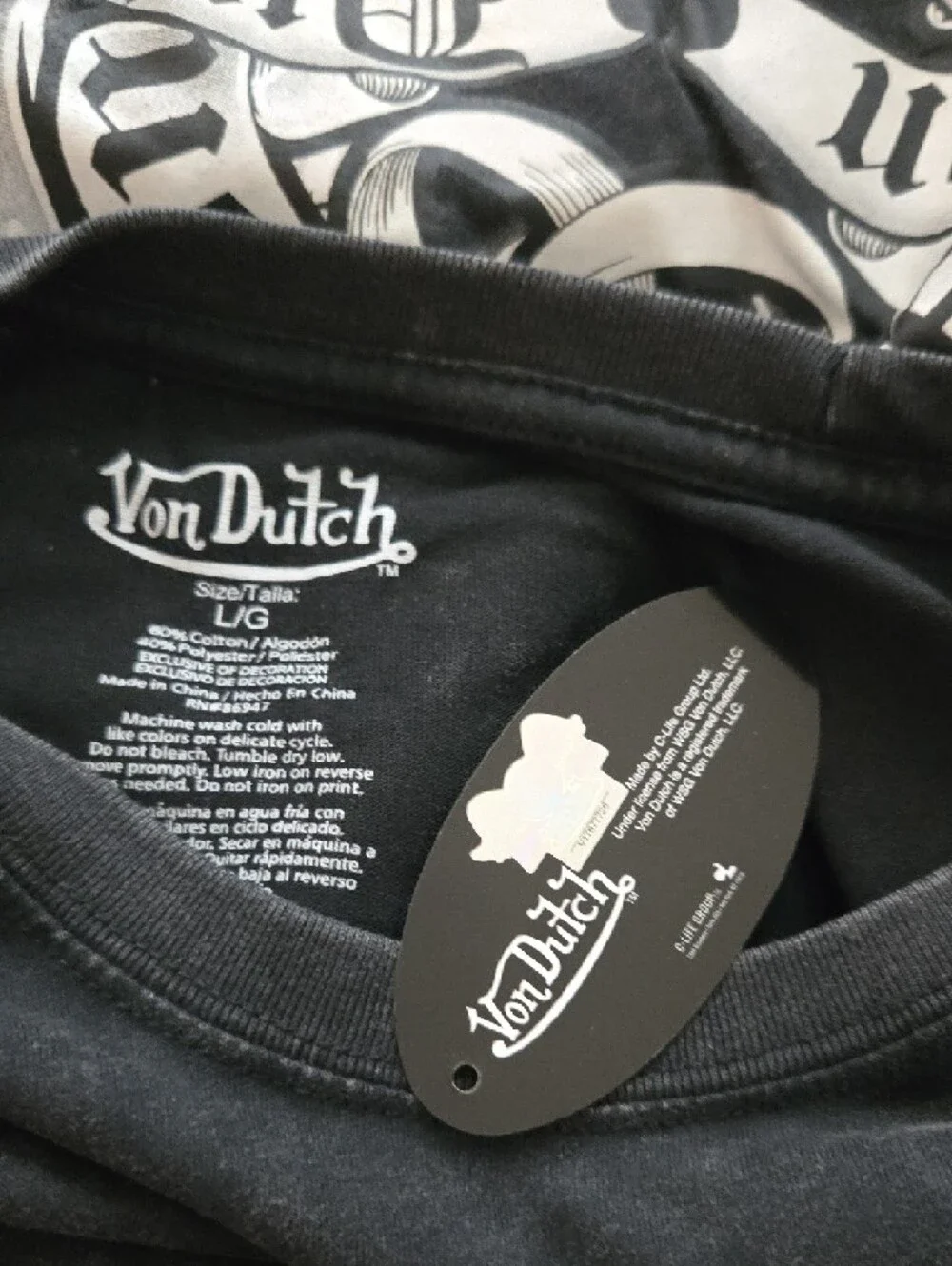 Von Dutch Black Short Sleeve Logo Tee  Unisex Size L NWT - Picture 3 of 3